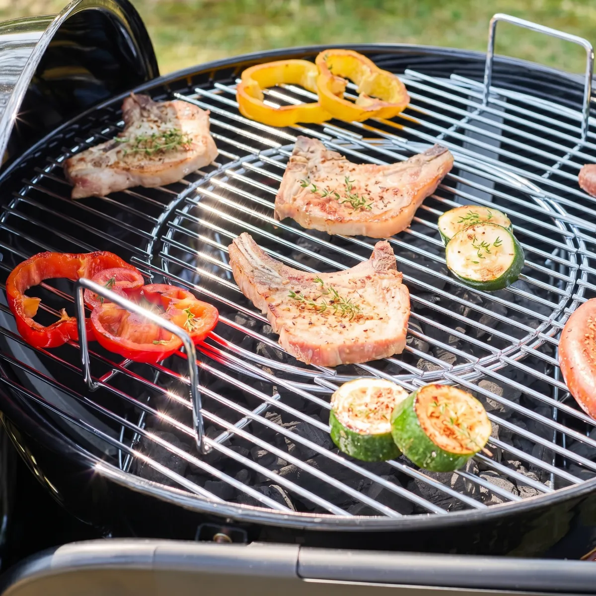 sweeek Barbecue a carbonella con carrello, Ø53cm