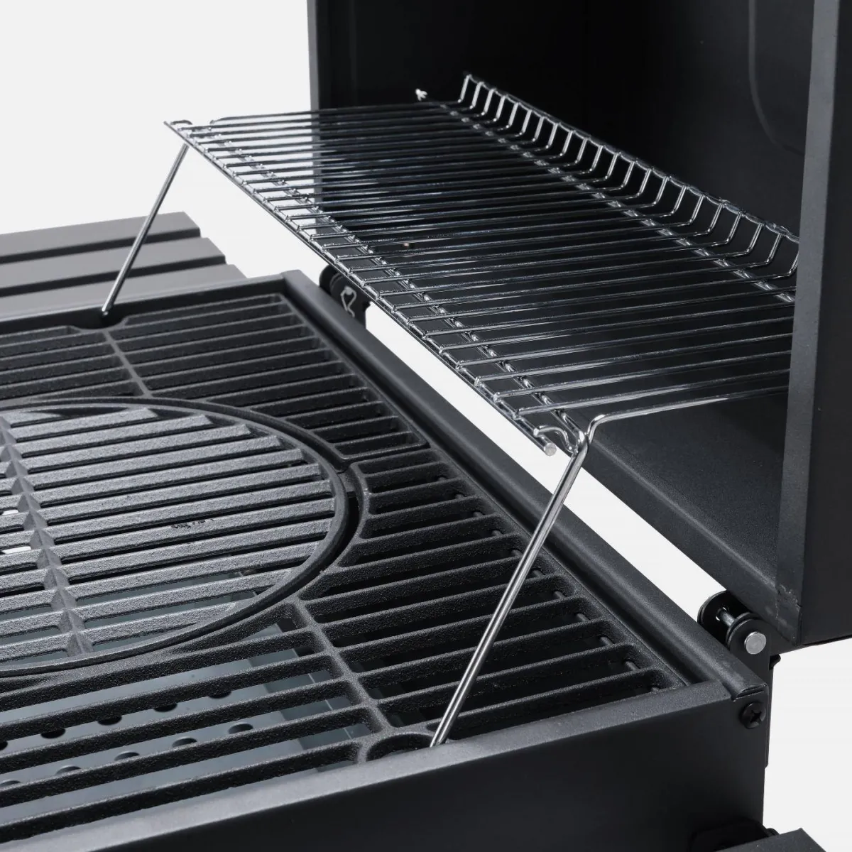 sweeek Barbecue a carbonella con copertura