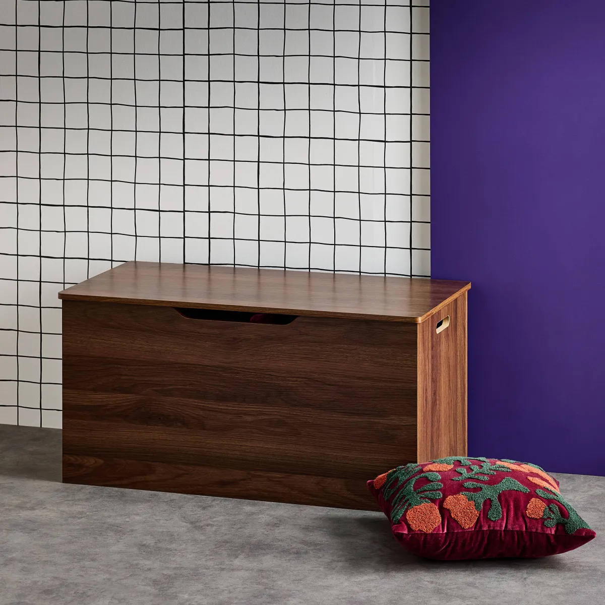 sweeek Baule, effetto legno tinto noce