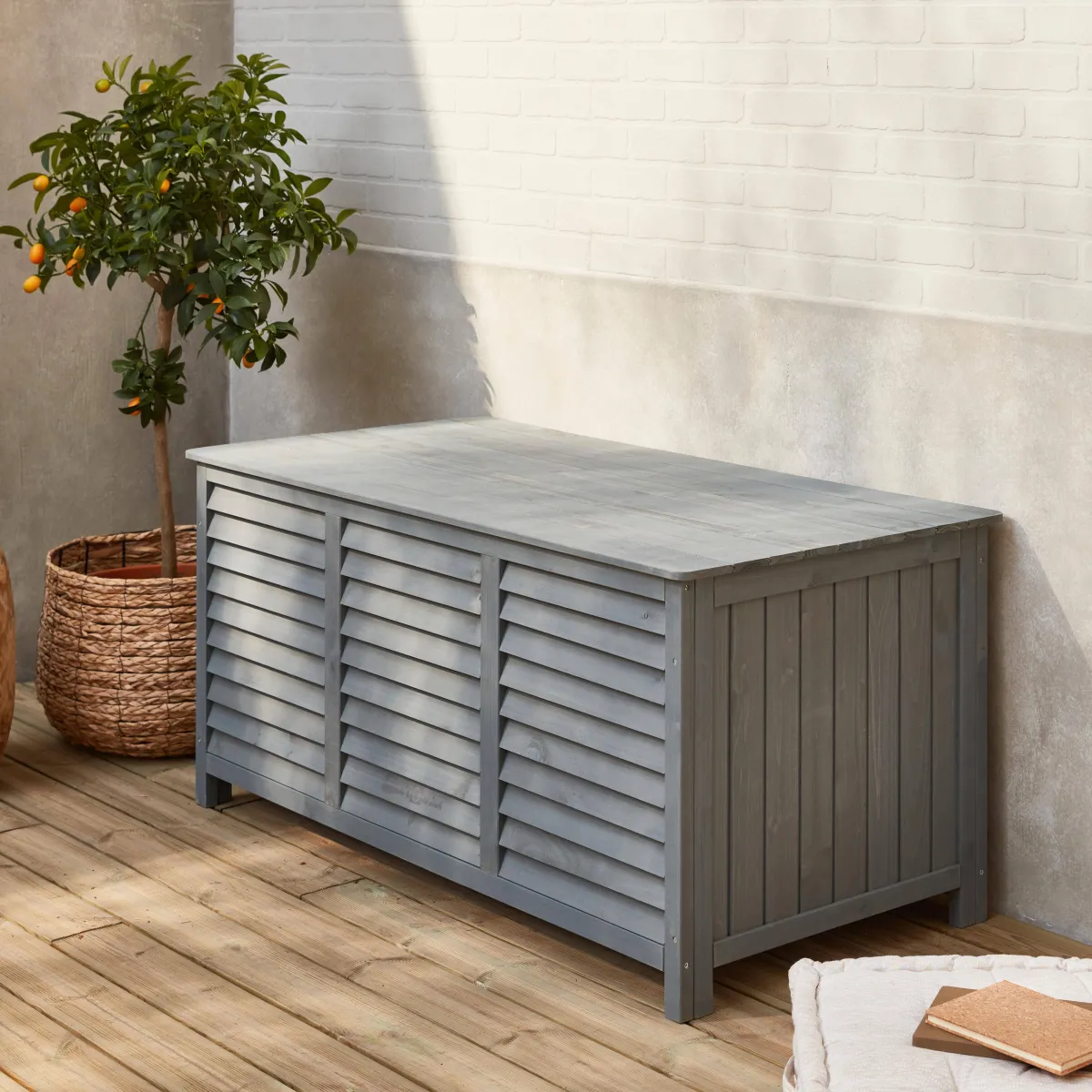 sweeek Cassapanca in legno di abete 330L