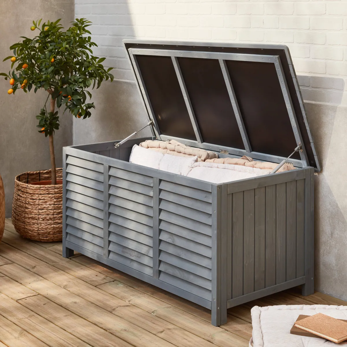 sweeek Cassapanca in legno di abete 330L