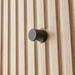 sweeek Cassettiera, decoro in legno scanalato, 3 cassetti