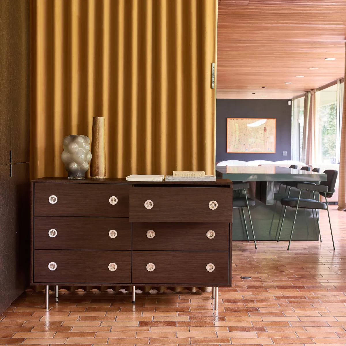 sweeek Cassettiera vintage decorata in legno e acciaio inossidabile, 6 cassetti