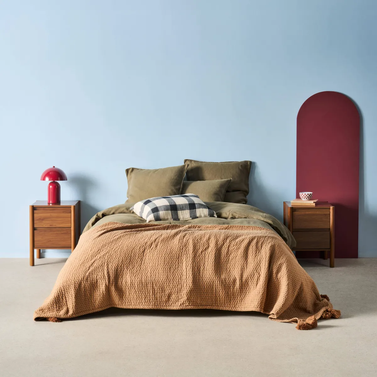 sweeek Comodino decorazione legno 2 cassetti
