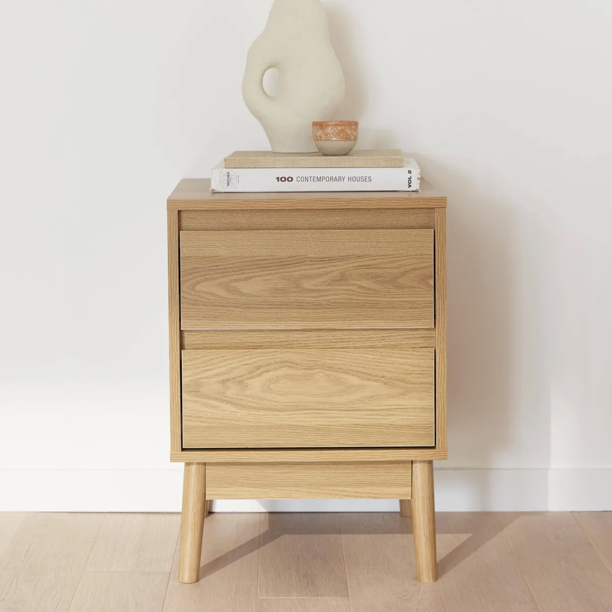 sweeek Comodino effetto legno con due cassetti