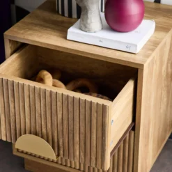 sweeek Comodino effetto legno di mango scanalato a 2 cassetti
