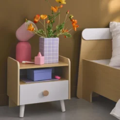 sweeek Comodino per bambini effetto legno, bianco