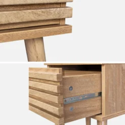 sweeek Comodino scandinavo con decori in legno scanalato