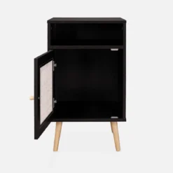 Comodino scandinavo in vimini
