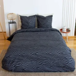sweeek Completo letto in cotone reversibile stampa zebrata 2 posti nero