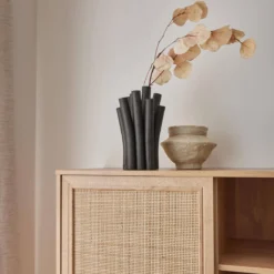 sweeek Credenza con decoro in canna e legno, 101.5cm