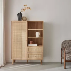 sweeek Credenza con decoro in canna e legno, 101.5cm