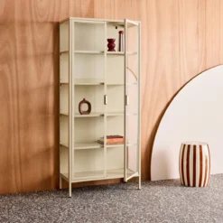 sweeek Credenza in acciaio e vetro temperato 2 porte, 180cm