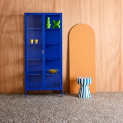 sweeek Credenza in acciaio e vetro temperato 2 porte, 180cm