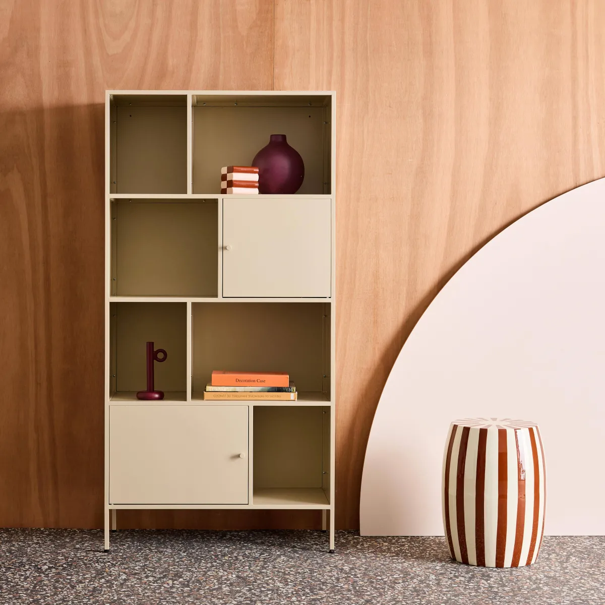 sweeek Credenza industriale in metallo con 8 scomparti