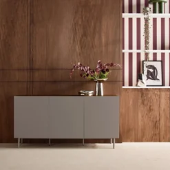 Credenza in metallo e decorazione in legno 3 ante, 150cm