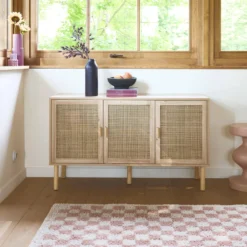 sweeek Credenza in vimini ed effetto legno a 3 ante, 120cm