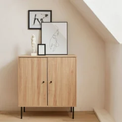 sweeek Credenza scanalate effetto legno a 2 ante, 83.5cm