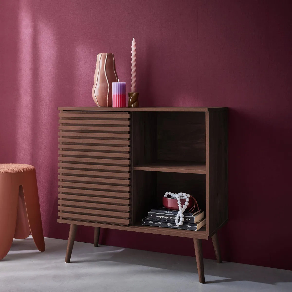 sweeek Credenza scandinava effetto legno e anta scorrevole scanalata, 80cm