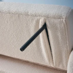 sweeek Divano letto arrotondato in tessuto bouclé, 2 posti