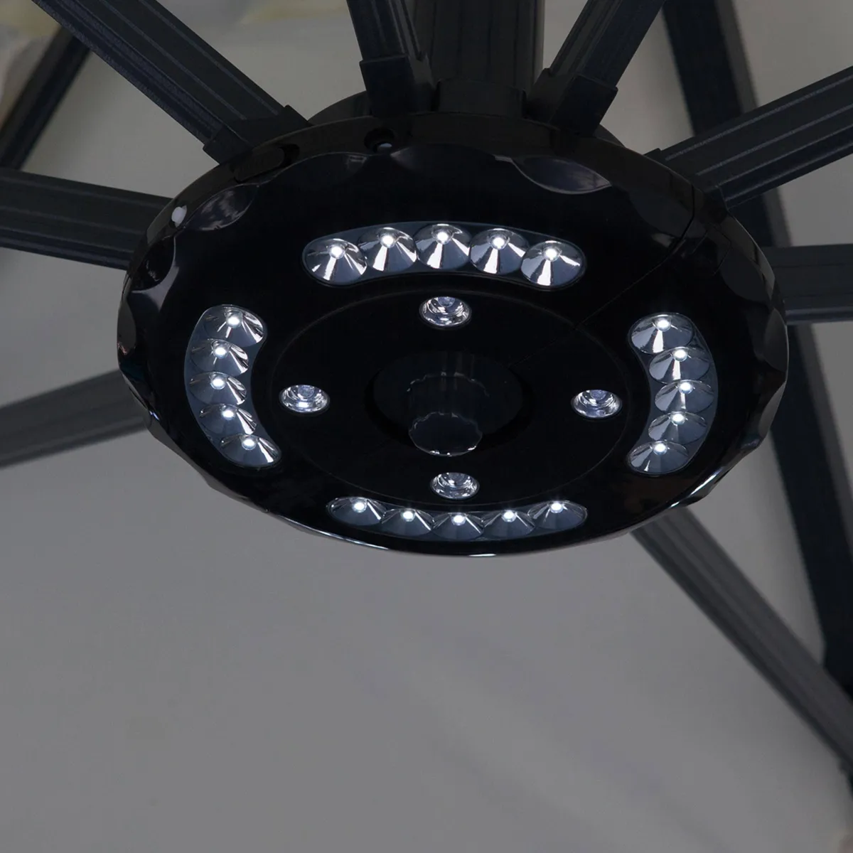 sweeek Lampada LED per ombrelloni