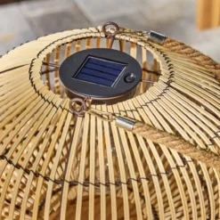 sweeek Lampada solare LED in rattan, 31.5cm