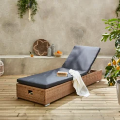 Lettino prendisole in resina intrecciata multiposizione