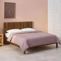 sweeek Letto con rete a doghe e testiera 140x190cm decorazione legno