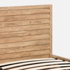 sweeek Letto contenitore con rete a doghe e testiera 140x190cm decorazione legno