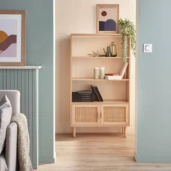 sweeek Libreria con canna ed effetto legno, 3 livelli, 2 ante