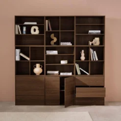 Libreria modulare decorativa in legno con 9 elementi