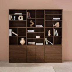 Libreria modulare decorativa in legno con 9 elementi