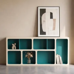 Libreria organica in legno bicolore con 8 scomparti