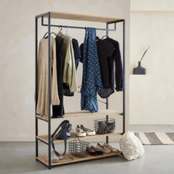 sweeek Mobile d'ingresso in metallo e legno con barra di sospensione, 3 livelli