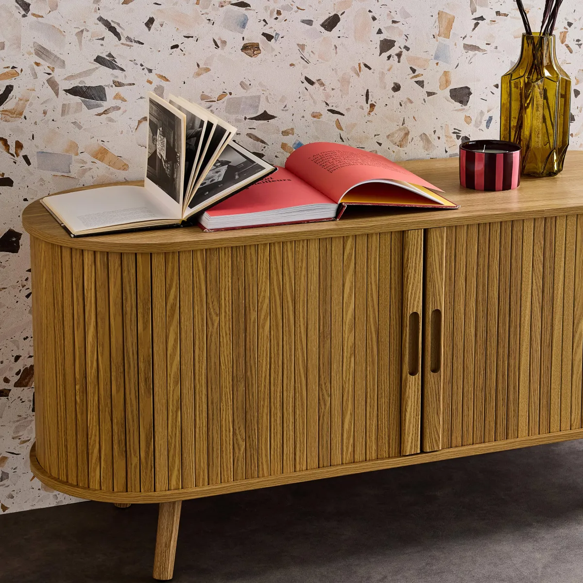 sweeek Mobile TV scandinavo con 2 ante scorrevoli, 120cm