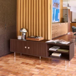sweeek Mobile TV vintage in legno e acciaio inossidabile 2 ante, 180cm