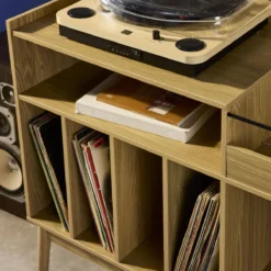 sweeek Mobili vintage per vinili con decorazioni in legno