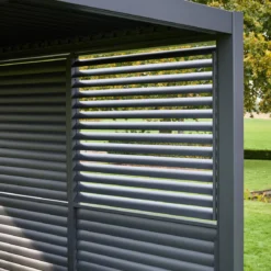 Persiana con lamelle orientabili 1.3m per pergola Triomphe