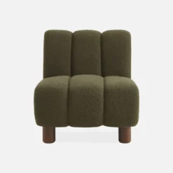 Poltrona relax con gambe rotonde in legno e tessuto bouclé