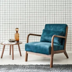 sweeek Poltrona scandinava in velluto e legno di hevea tinto noce scuro