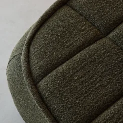 Poltrona senza braccioli in bouclé testurizzato