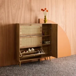 sweeek Scarpiera con decoro in legno e canna, 3 ante