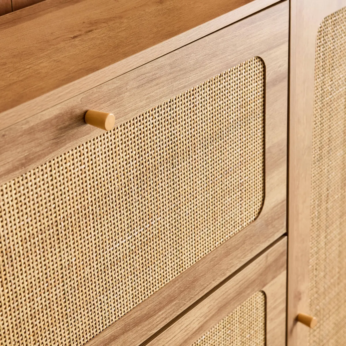 sweeek Scarpiera con decoro in legno e canna, 3 ante