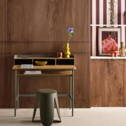 sweeek Scrivania in metallo e legno con 3 vani