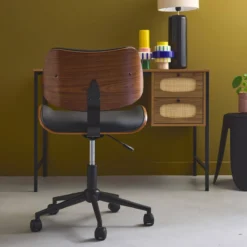 sweeek Sedia da ufficio con rotelle, effetto legno curvato e similpelle