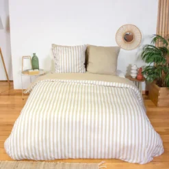sweeek Set biancheria da letto in microfibra a righe beige, 2 posti