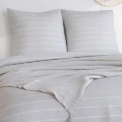 sweeek Set biancheria da letto in microfibra a righe grigie, 2 posti