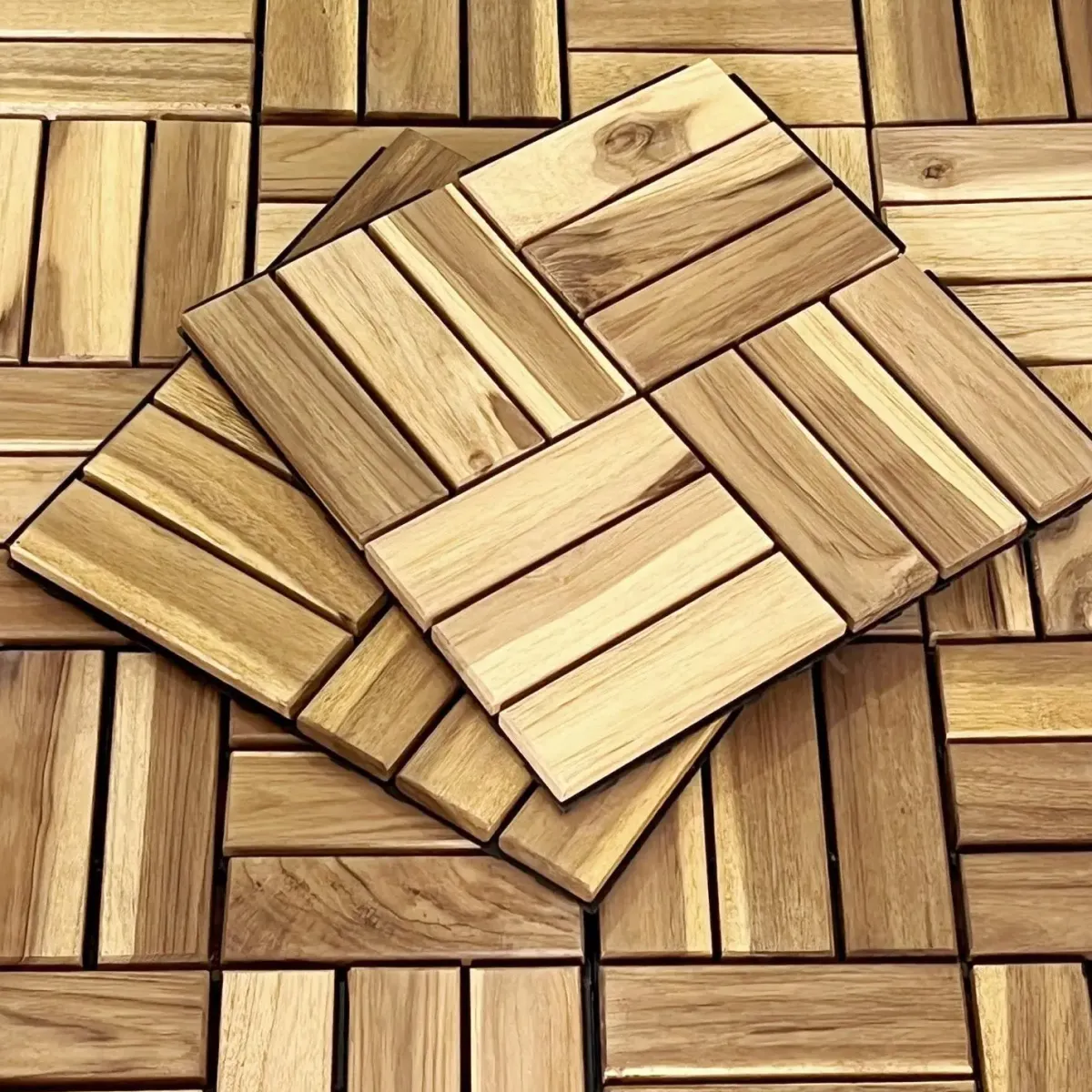 sweeek Set di piastrelle per patio in legno, 30x30cm