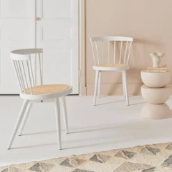 Set di 2 sedie in legno e rattan intrecciato, stile vimini