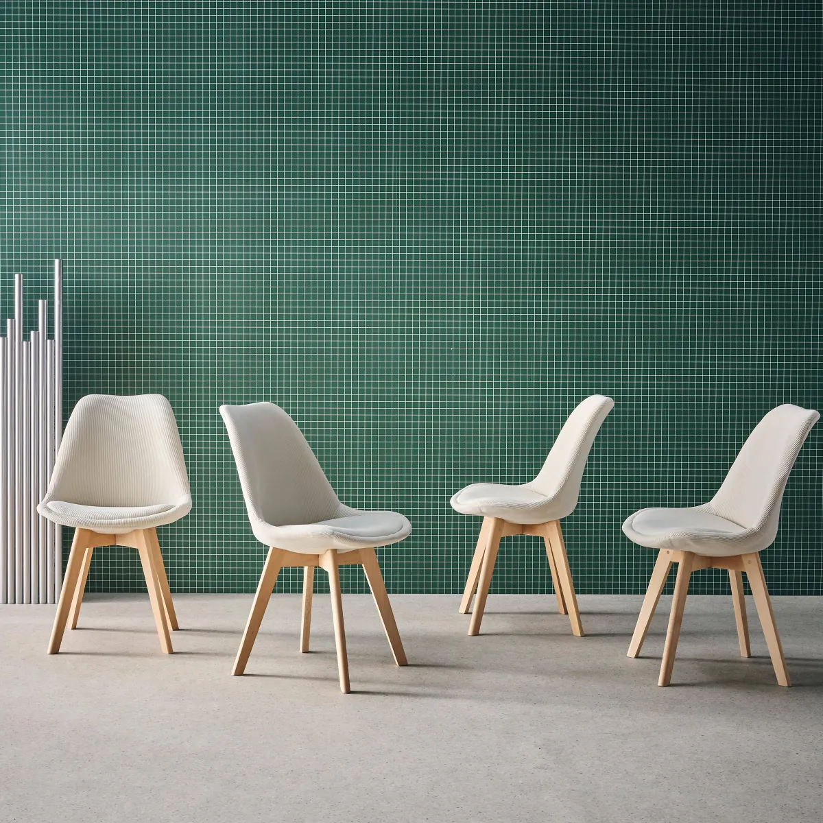 sweeek Set di 4 sedie scandinave in legno di faggio e velluto a coste